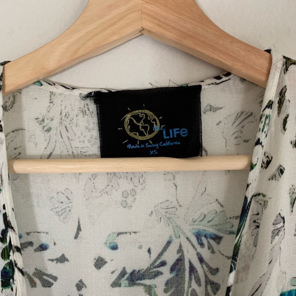 Blue Life Boho Sleeve Wrap Floral Romper - Picture 5 of 6